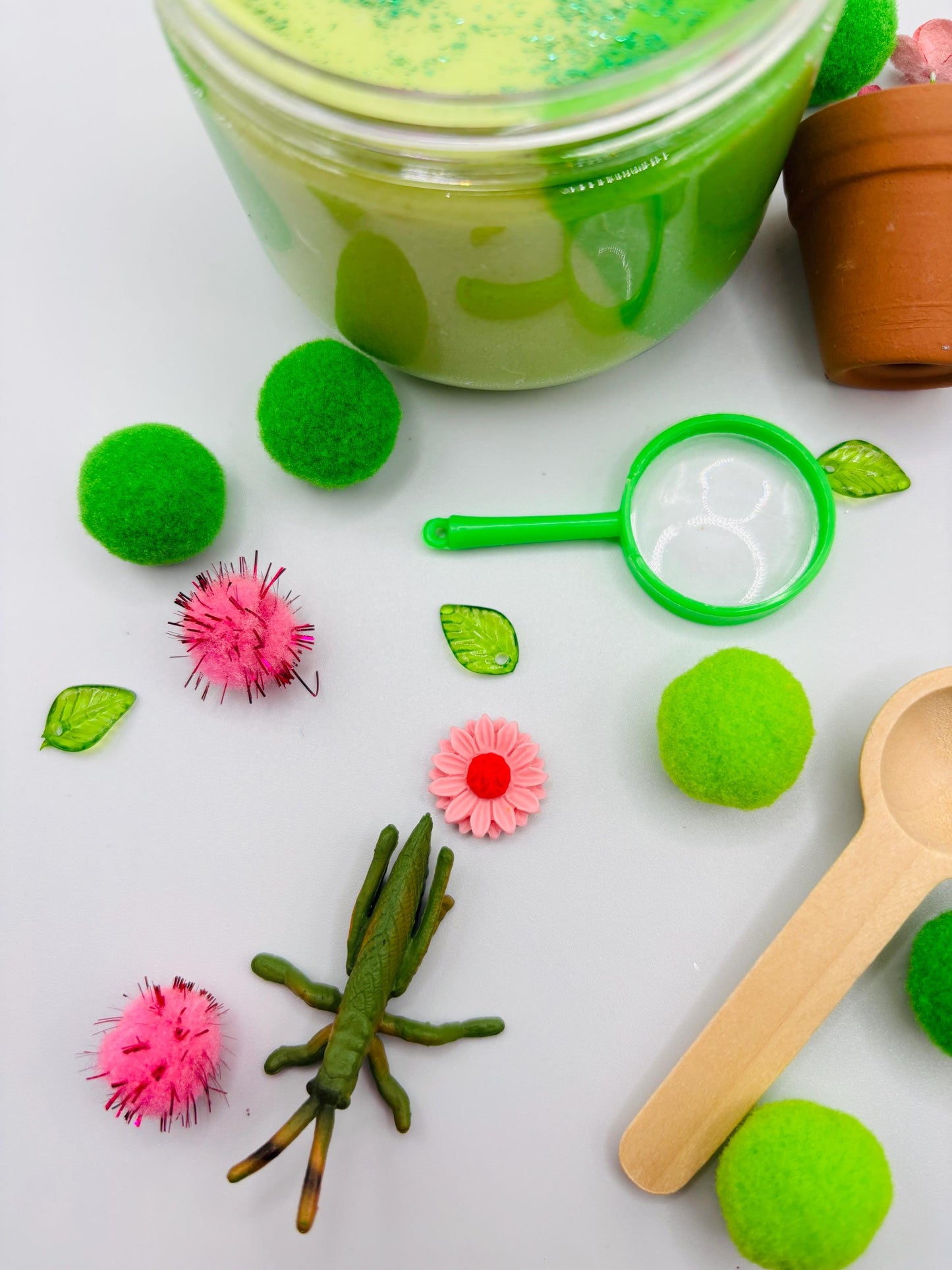 Bug & Garden Dough on the Go Jar