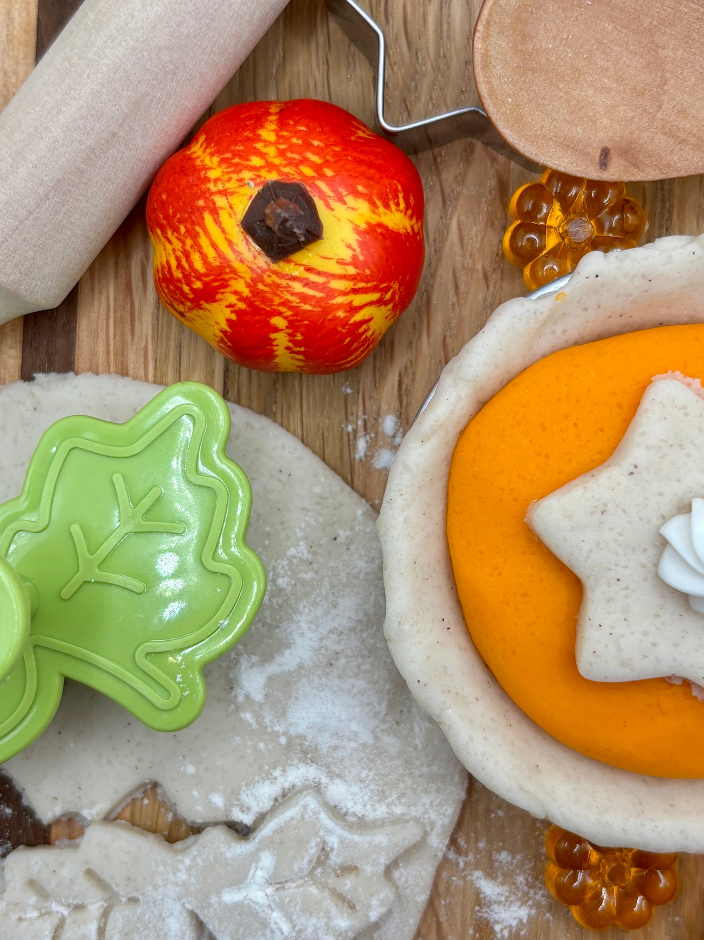 Pumpkin Pie Play Dough Kit
