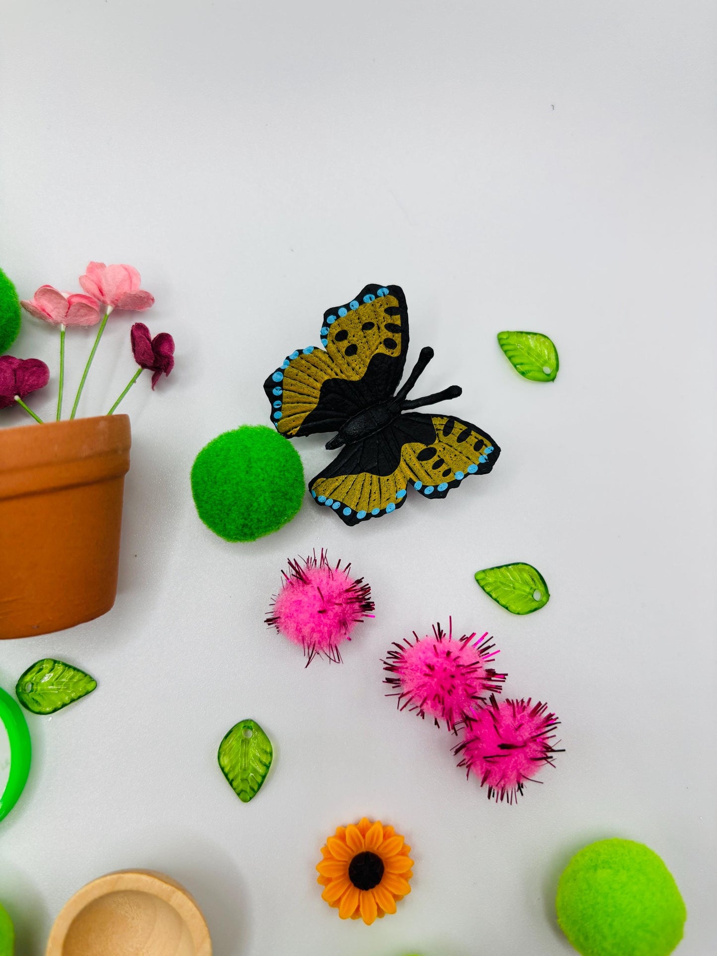 Bug & Garden Dough on the Go Jar