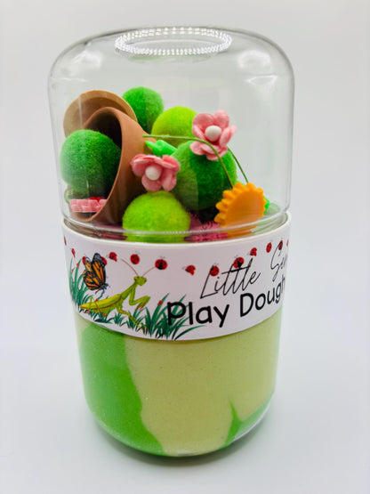 Bug & Garden Dough on the Go Jar