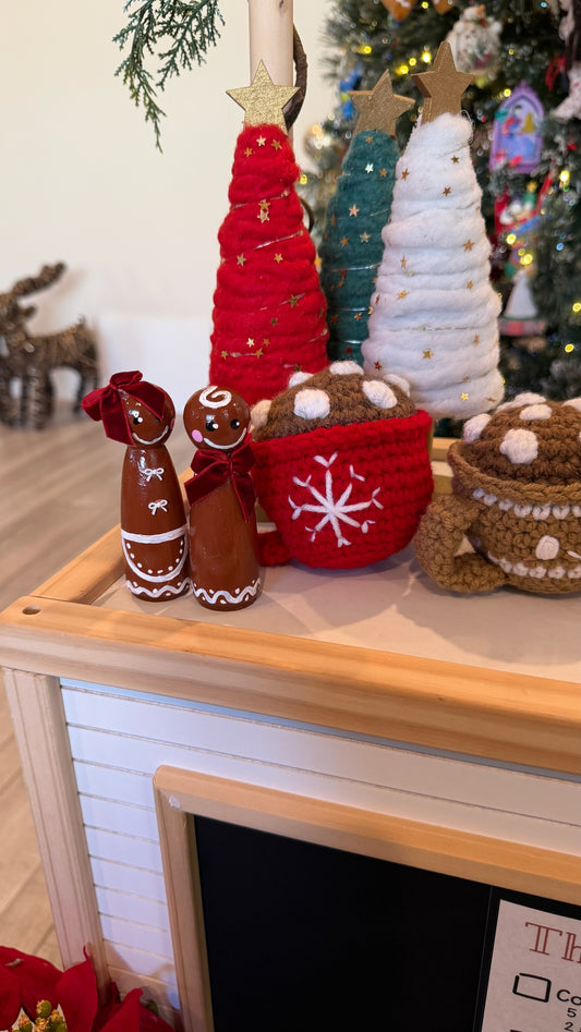 Gingerbread Peg Doll Set