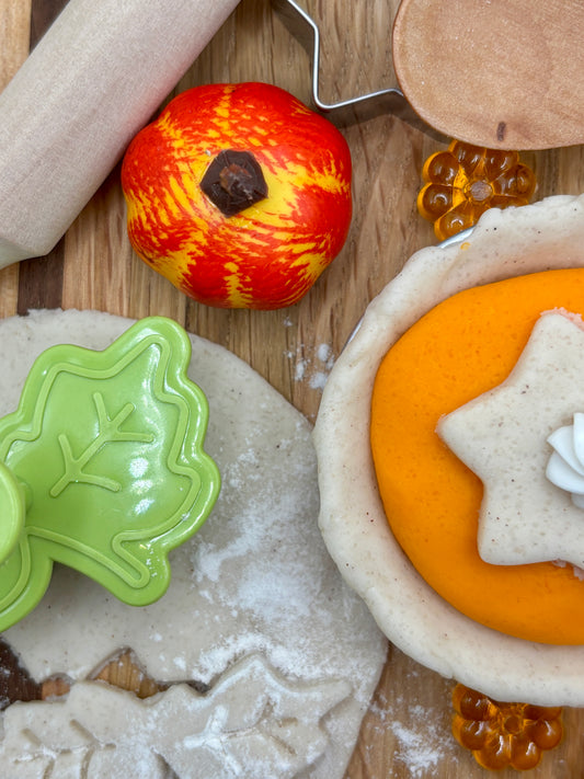 Pumpkin Pie Play Dough Kit